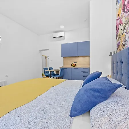 Center Amphitheater Apartment Pula